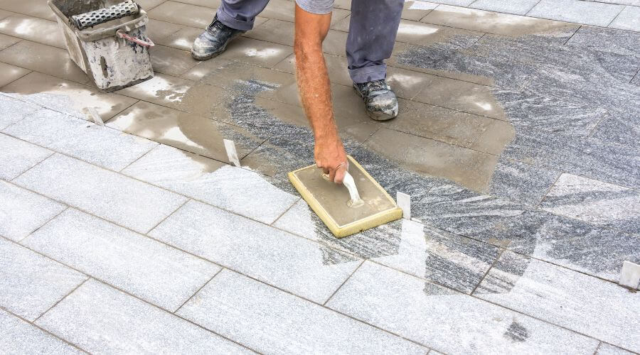 Professional gutter cleaning in Alexander City, AL